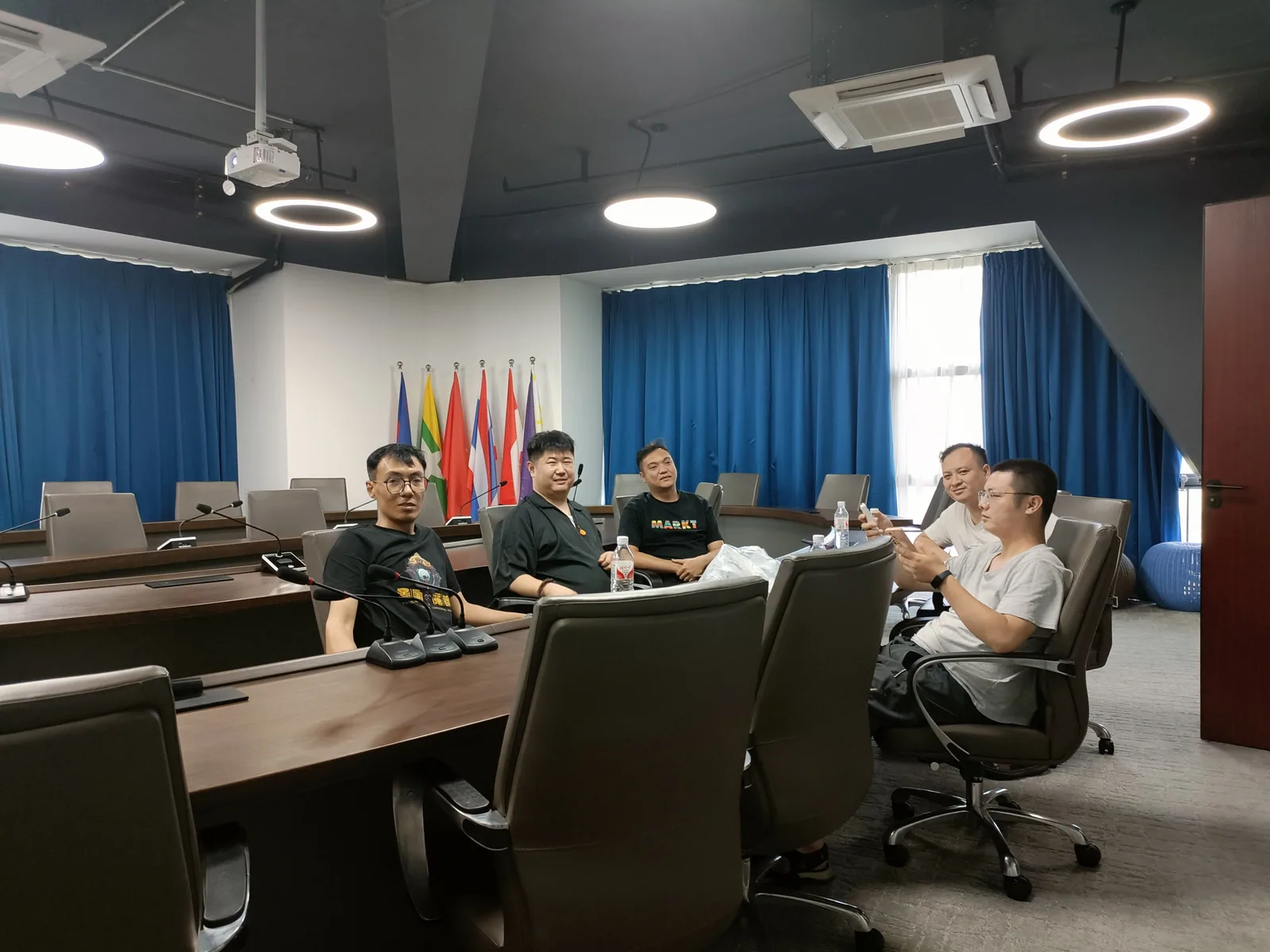 同合杉天商業化團隊與桂貿網創始團隊磋商代理權相關事宜